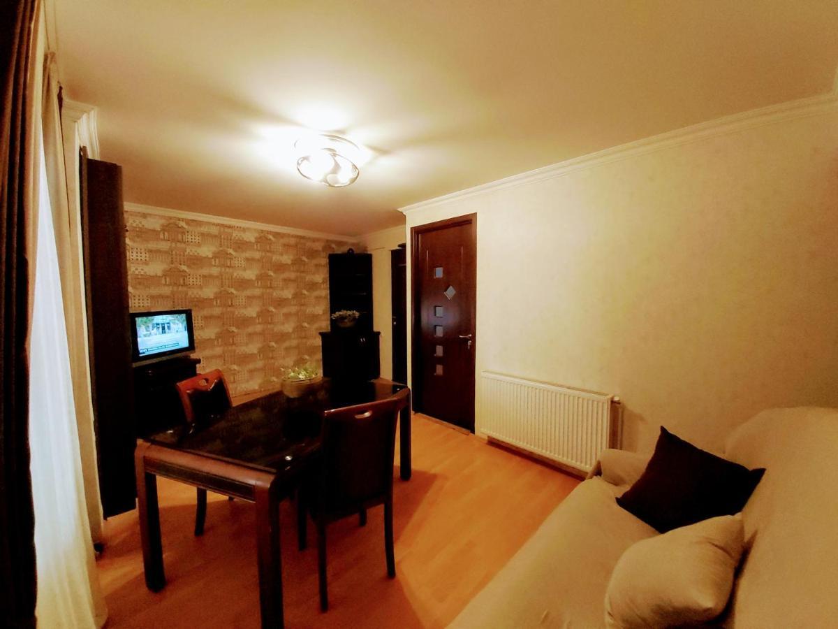 Baia'S Apartments Tbilisi Bagian luar foto