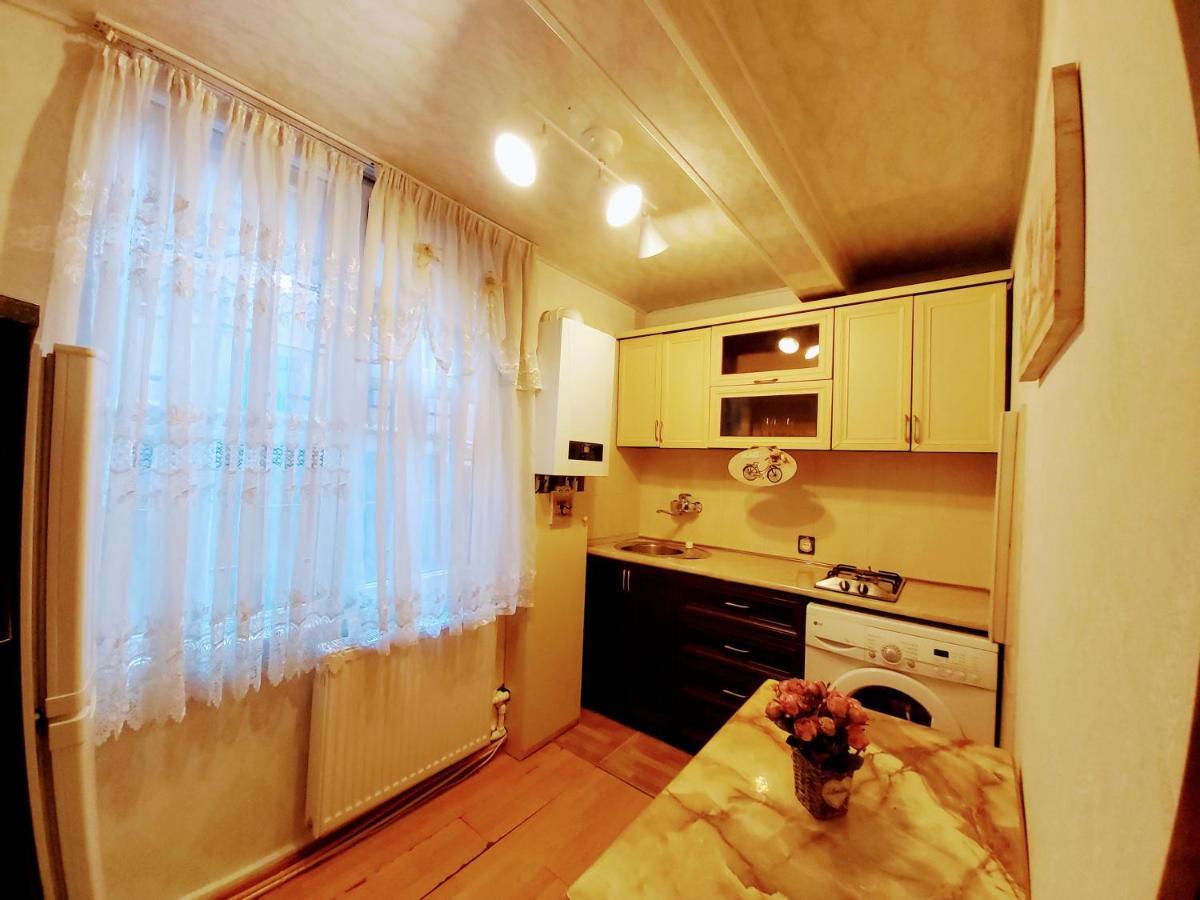 Baia'S Apartments Tbilisi Bagian luar foto